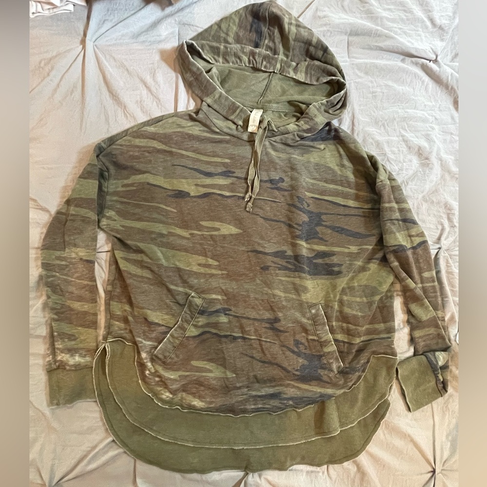 Women’s hoodie sweatshirt